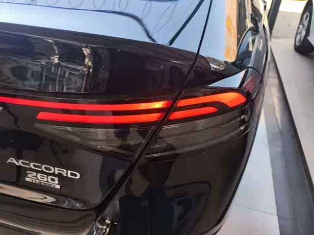 Honda Accord — Фото автомобиля 23