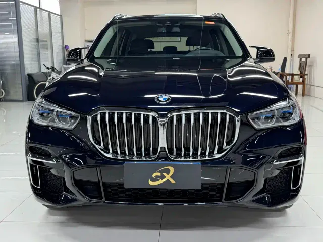 BMW X5 — Фото автомобиля 2