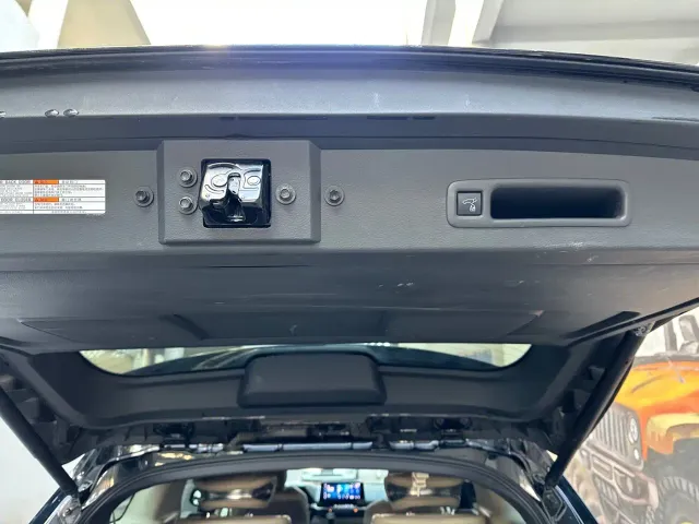 Toyota Granvia — Фото автомобиля 15
