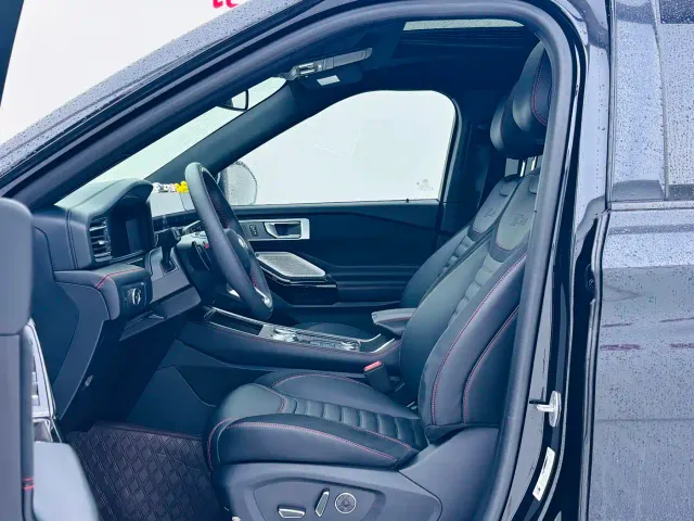 Ford Explorer — Фото автомобиля 8