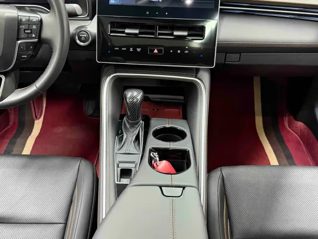Toyota Avalon — Фото автомобиля 19