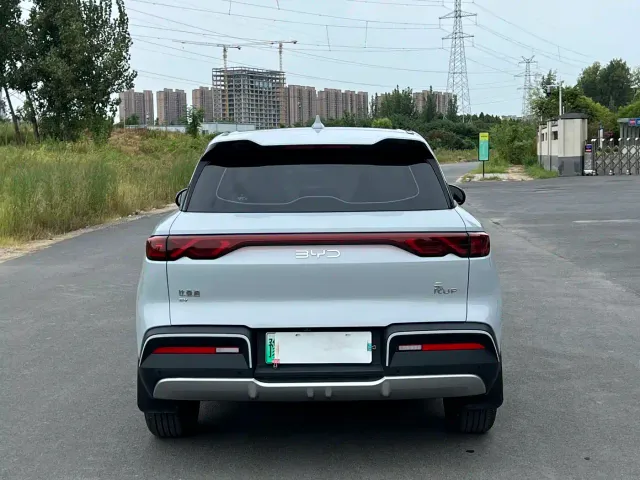 BYD Yuan UP — Фото автомобиля 6