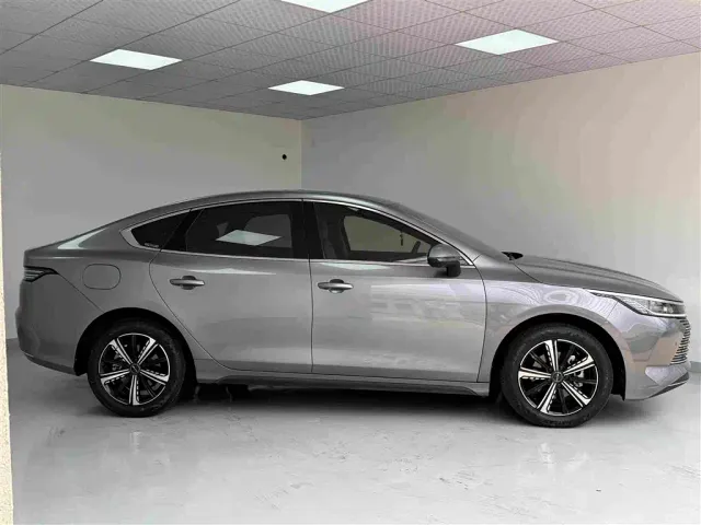 BYD Destroyer 05 — Фото автомобиля 3