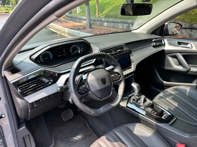 Peugeot 408 — Фото автомобиля 11