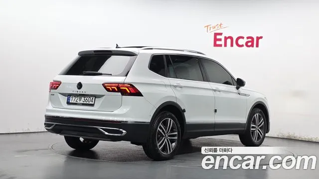 Volkswagen Tiguan — Фото автомобиля 2