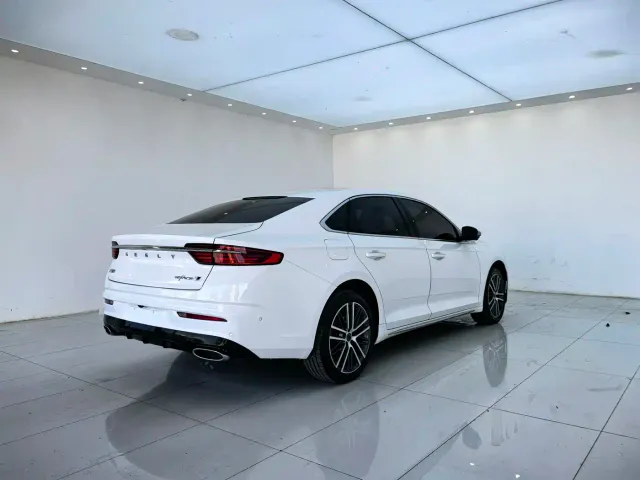 Geely Xingrui — Фото автомобиля 12