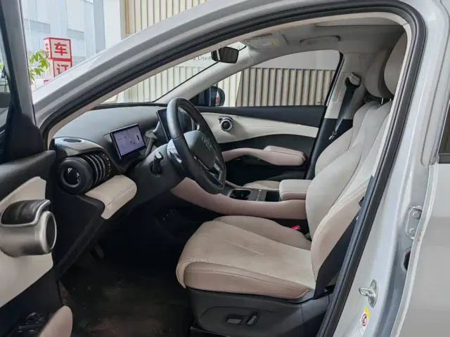 BYD Yuan PLUS — Фото автомобиля 11
