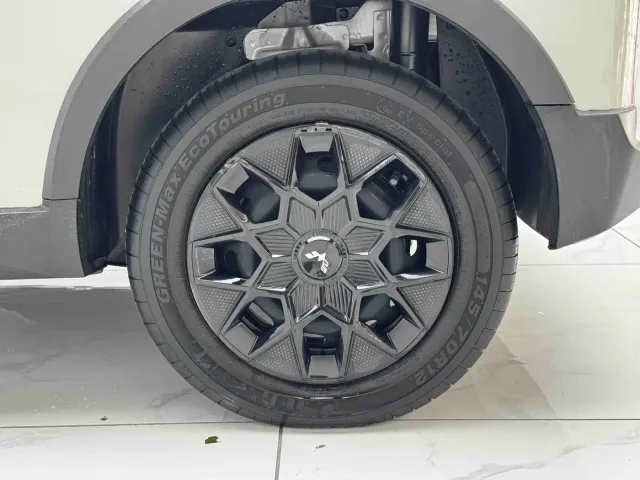 Wuling Hongguang Mini EV — Фото автомобиля 6