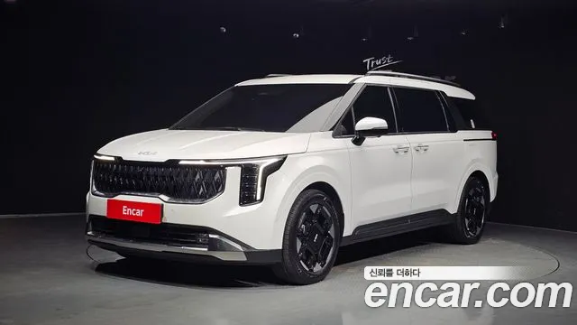 Фотография автомобиля — Kia Carnival Generation 4