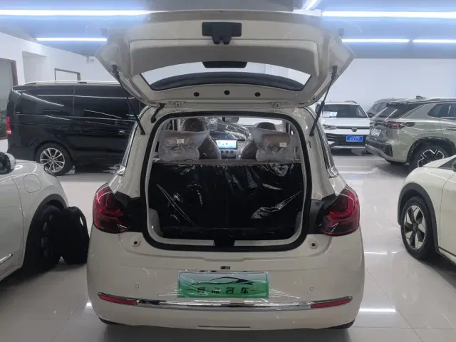 Wuling Bingo — Фото автомобиля 14