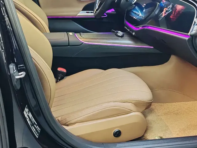 Mercedes-Benz E-Class — Фото автомобиля 13