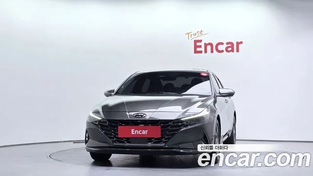 Hyundai Avante CN7 — Фото автомобиля 3