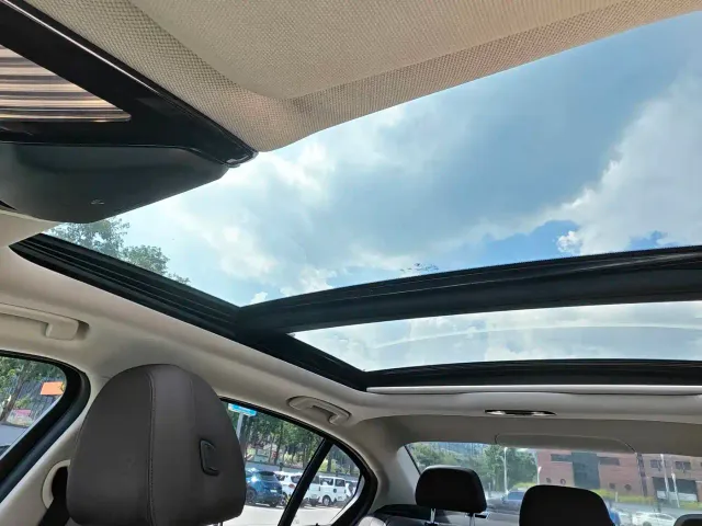 BMW i3 — Фото автомобиля 15