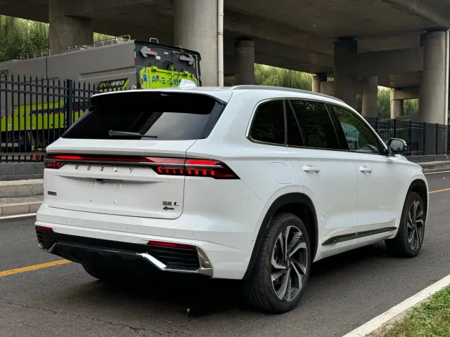 Geely Xingyue L — Фото автомобиля 17