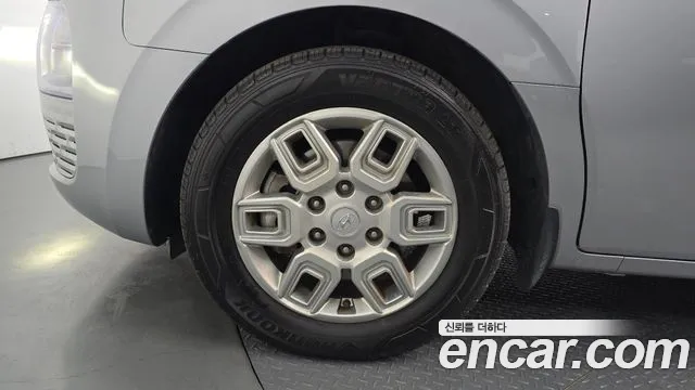 Hyundai Staria Staria Карго 5 мест — Фото автомобиля 5