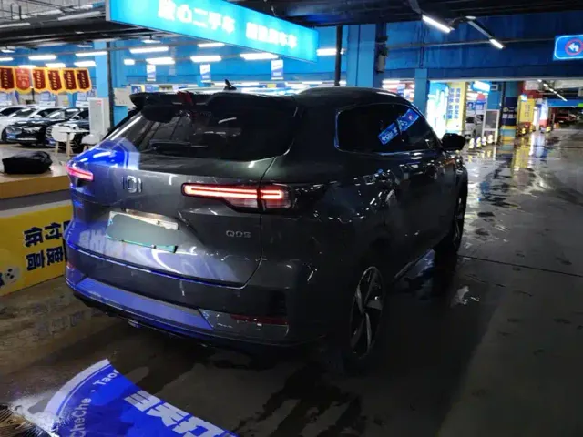 Changan Qiyuan Q05 — Фото автомобиля 3