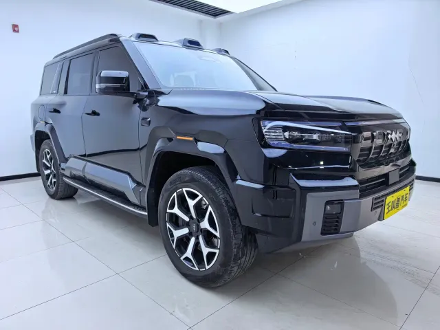 BYD FangChengBao Leopard 8 — Фото автомобиля 3