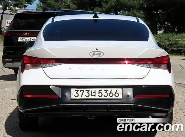 Hyundai Avante — Фото автомобиля 4
