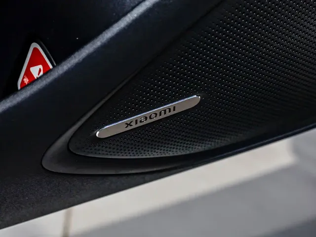 Xiaomi SU7 — Фото автомобиля 17