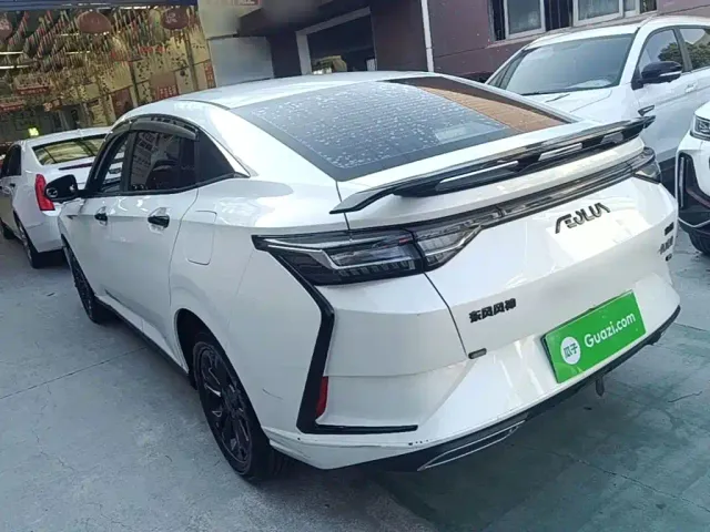 Dongfeng Yixuan — Фото автомобиля 4