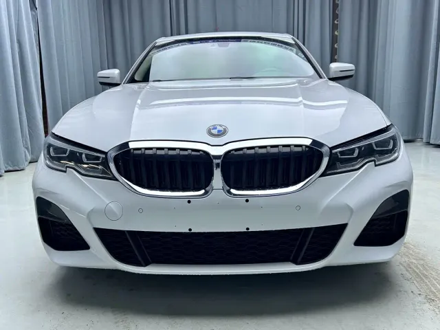 BMW 3 Series — Фото автомобиля 2