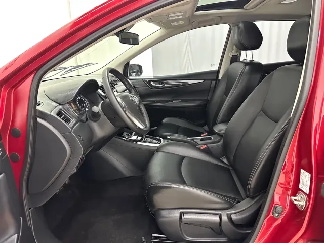 Nissan Tiida — Фото автомобиля 7
