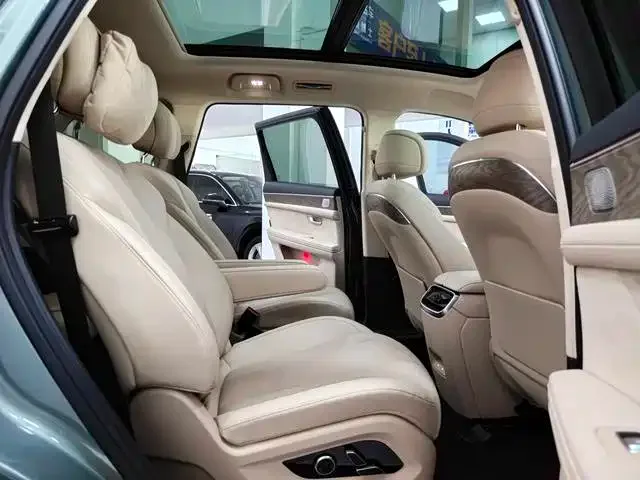 AITO Wenjie AITO M7 2022 1.5T RWD Comfort Edition — Фото автомобиля 17