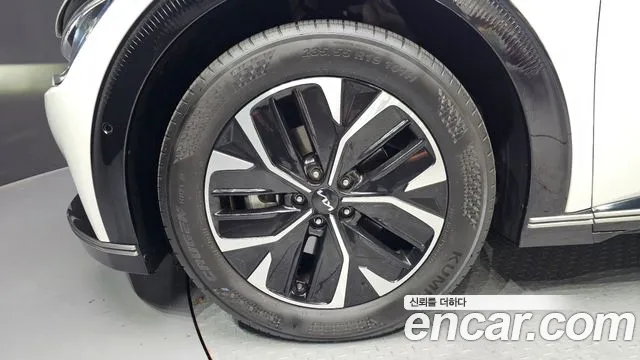 Kia EV6 Long Range — Фото автомобиля 4