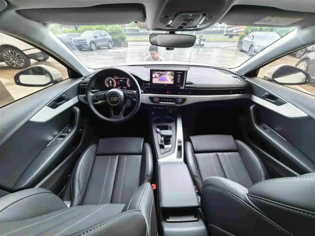 Audi A4L — Фото автомобиля 5