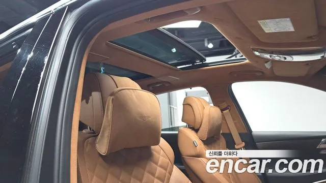 Genesis GV80 — Фото автомобиля 24