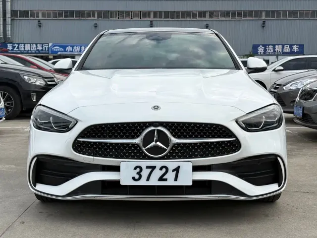 Mercedes-Benz C-Class — Фото автомобиля 2