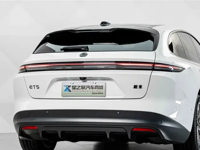Nio ET5 Touring — Фото автомобиля 7
