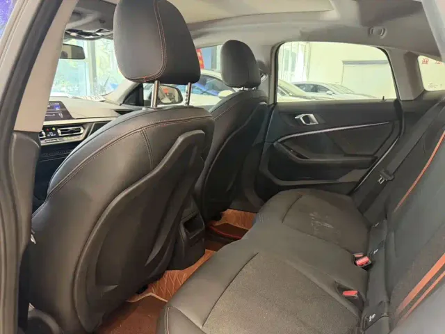 BMW 2 Series — Фото автомобиля 5