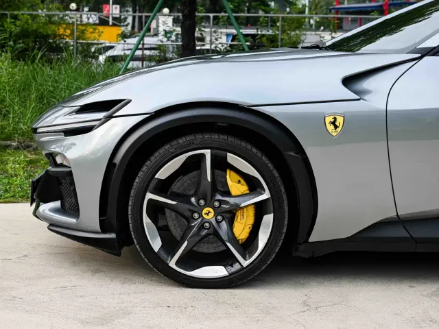 Ferrari Purosangue — Фото автомобиля 3