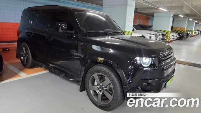 Land Rover Defender — Фото автомобиля 4