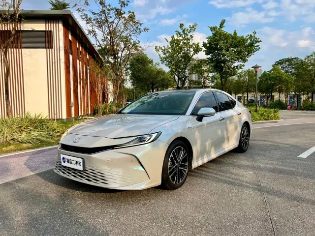Toyota Camry — Фото автомобиля 24
