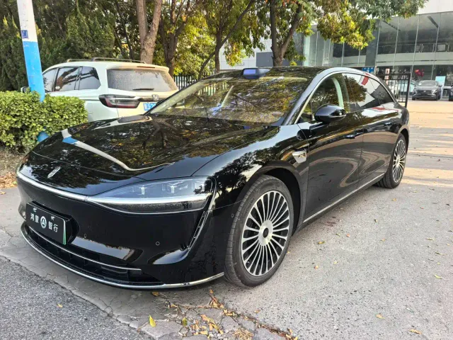 Stelato S9T — Фото автомобиля 3