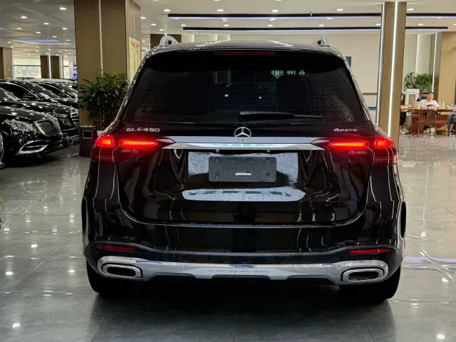 Mercedes-Benz GLE-Class — Фото автомобиля 11
