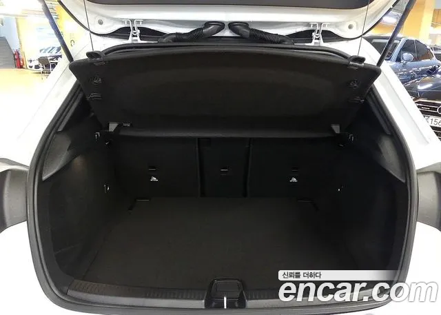 Mercedes-Benz A-Class — Фото автомобиля 4