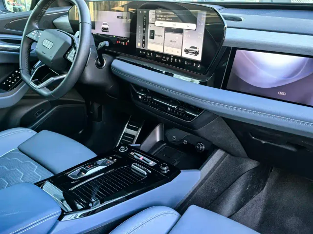 Audi Q6L e-tron — Фото автомобиля 15