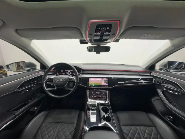 Audi A8 — Фото автомобиля 11
