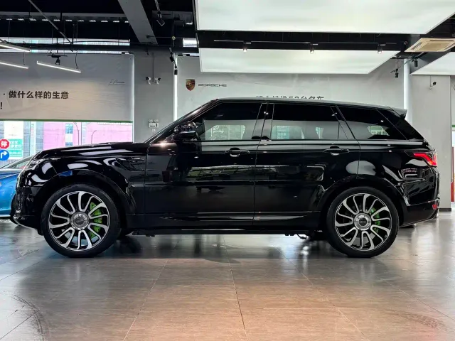 Land Rover Range Rover Sport — Фото автомобиля 20
