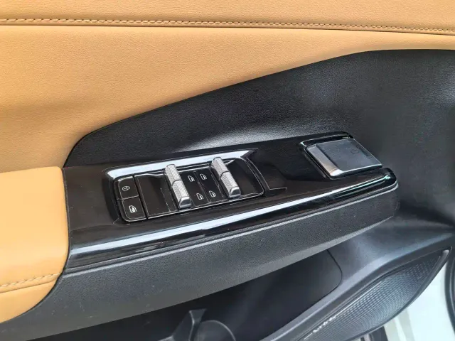 Geely Galaxy L7 — Фото автомобиля 29