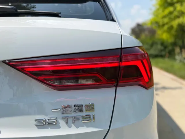 Audi Q3 — Фото автомобиля 20