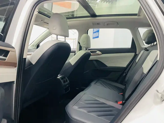 Volkswagen Tharu — Фото автомобиля 10