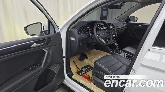 Volkswagen Tiguan Tiguan 2 поколение 2.0 TDI Prestige — Фото автомобиля 10
