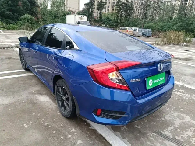 Honda Civic — Фото автомобиля 4