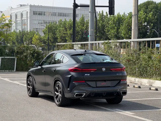BMW X6 — Фото автомобиля 6