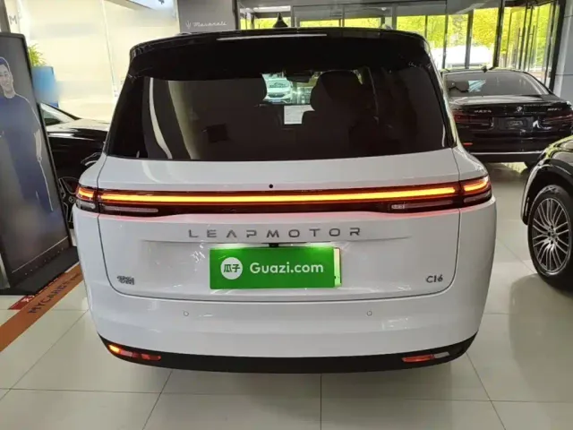 Leapmotor C16 — Фото автомобиля 5