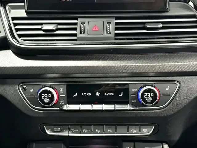 Audi Q5L — Фото автомобиля 11